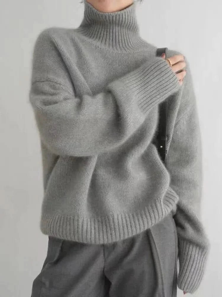 Roxanne - Women's Oversized Knit Turtleneck Sweater