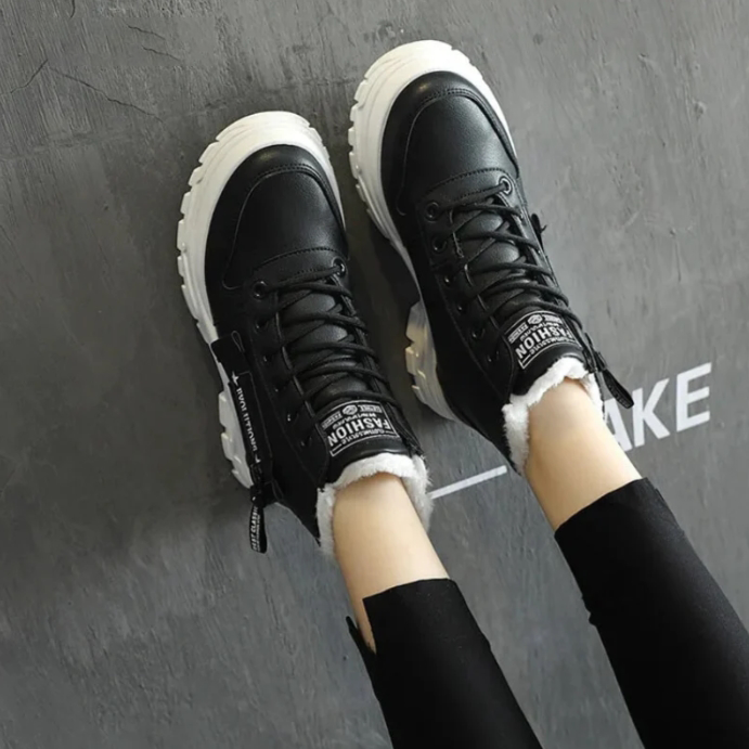 Ruth - Women's Fur Lined Lace Up Winter Boots